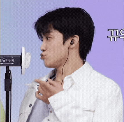 ( o̴̶̷̤ ɛ o̴̶̷̤ )